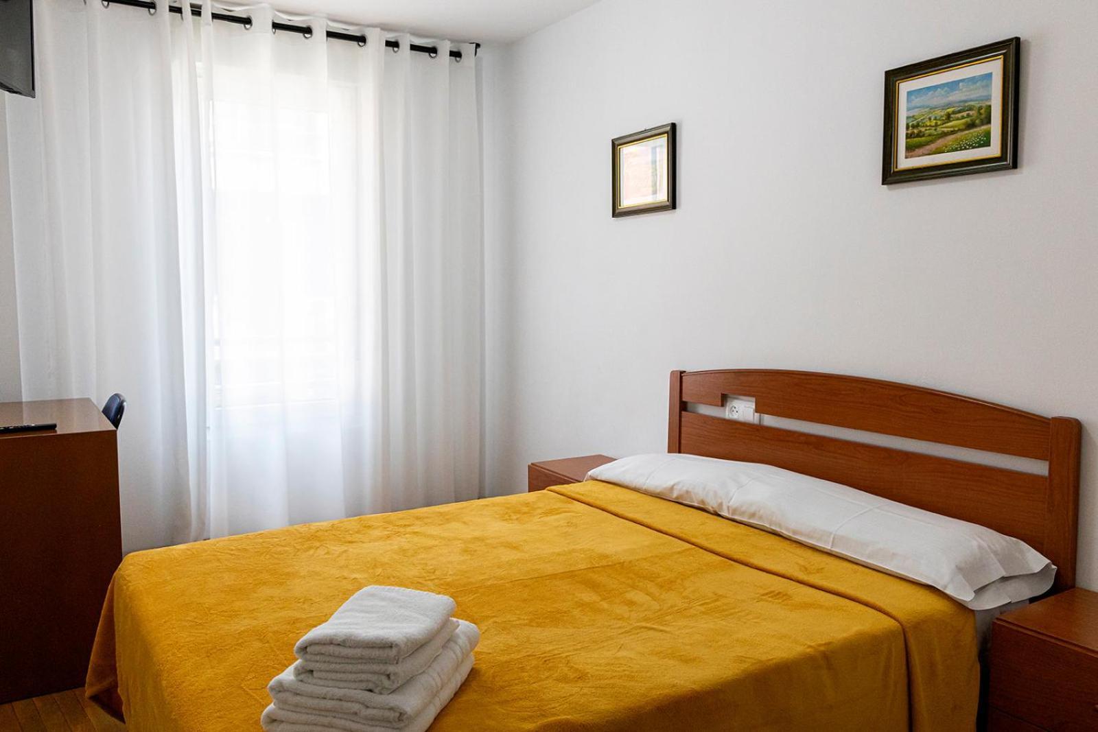 Yani'S Hospedaje Pension 1 Estrella Arriondas Luaran gambar